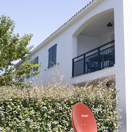 Les Muriers Lägenhet