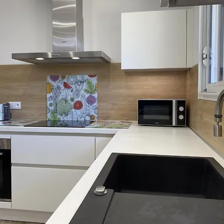 Les Muriers * كالفي