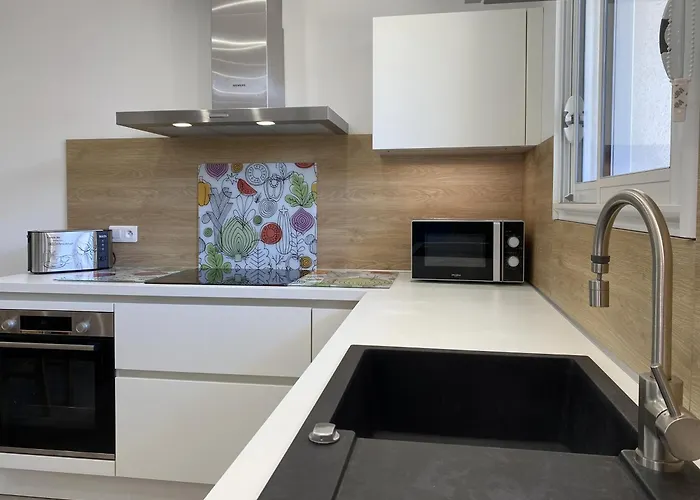 Les Muriers * 卡尔维